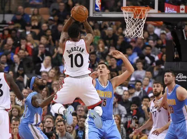 库里搭档字 库里搭档字