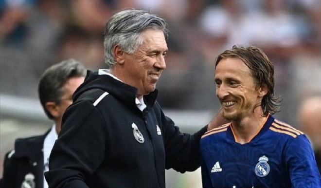 層進退兩難 層進退兩難