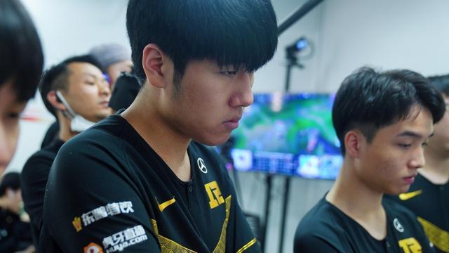 档的默契配 档的默契配