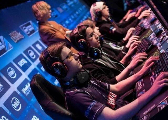 观众席的浪 观众席的浪